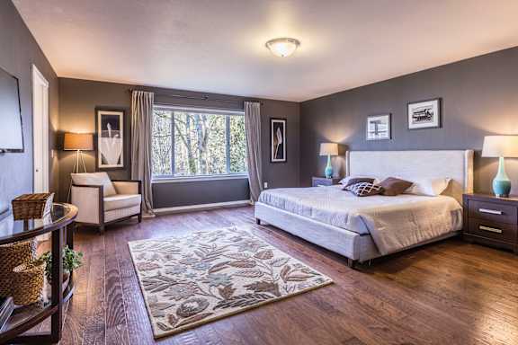 The Aggie Bedroom