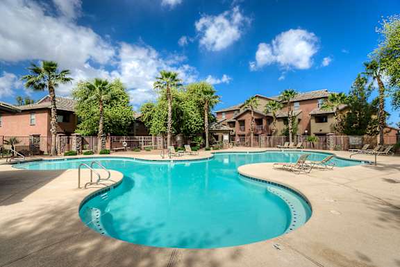 Resort Style Pool at San Clemente Apartments, Gilbert, Arizona