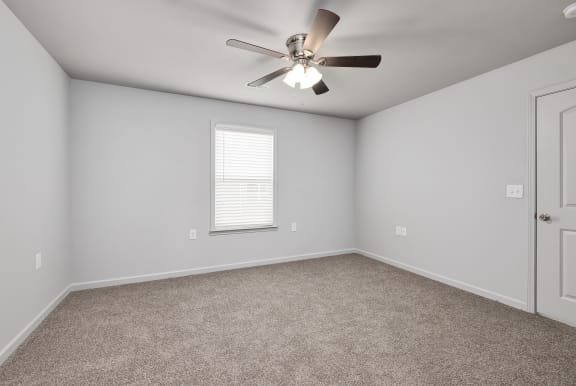 3 Bedroom Primary Room