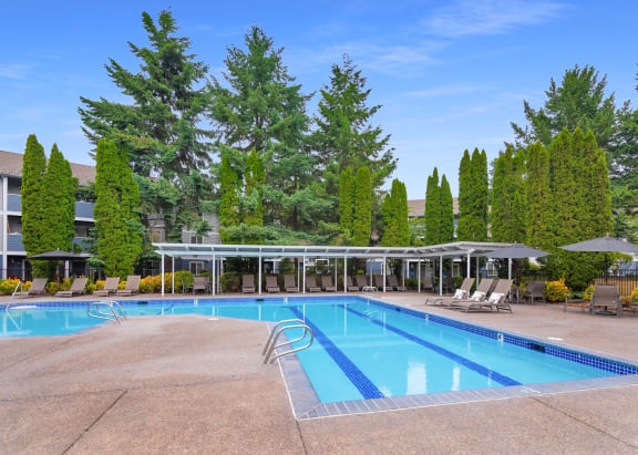 Creekside Village outdoor swimming pool and furniture