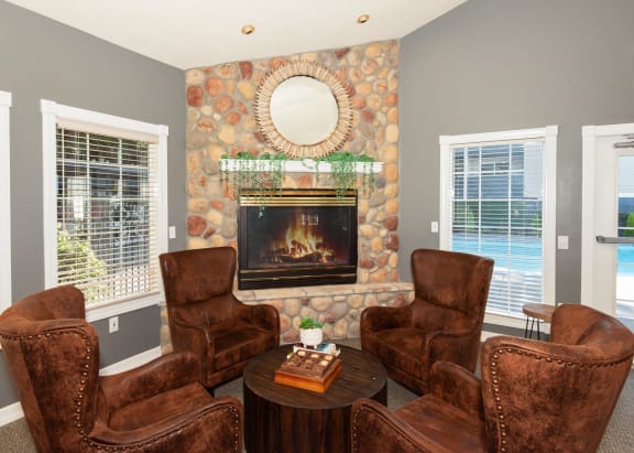 clubhouse fireplace lounge at Hathaway Court Apartments, Oregon, 97070