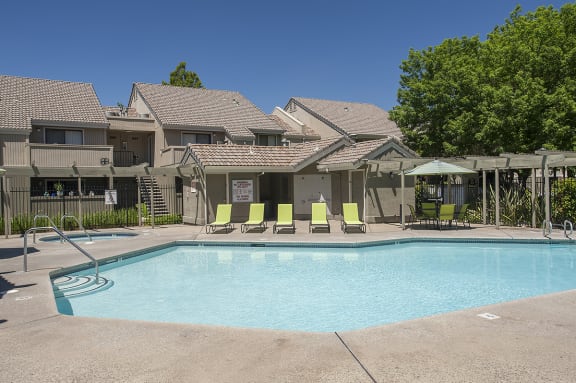Pool & Lounge Chairs at Zinfandel Village Apartments, California