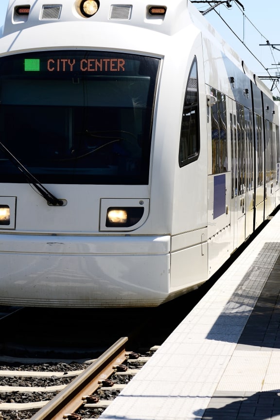 Trimet MAX Green Line to City Center at King's Court Apartments, Oregon, 97006