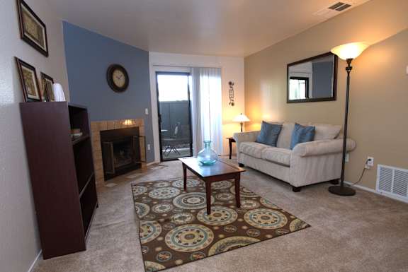 Sierra Glen model living room and patio