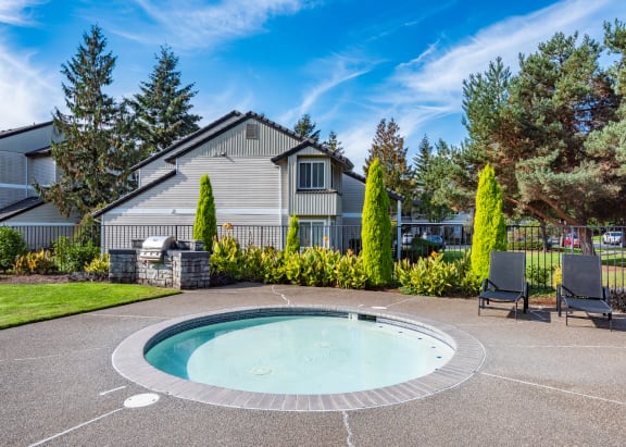 Sir Charles Court outdoor wading pool, Beaverton, OR, 97006