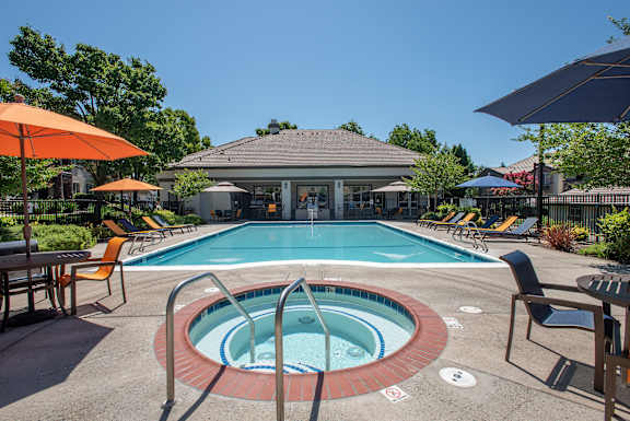 Stoneridge swimming pool spa and back of clubhouse