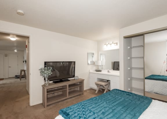 Spacious Living Area at Valley River Court, Oregon, 97401