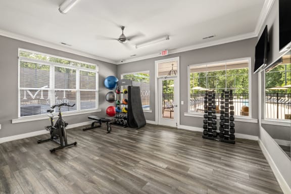 the preserve at ballantyne commons community fitness room
