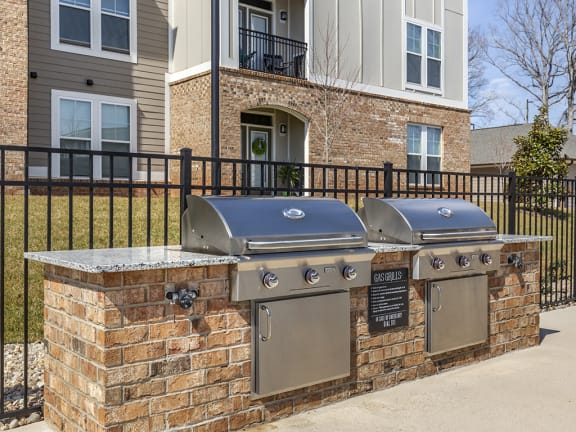Outdoor Grilling Station at Comet Greensboro, Greensboro, NC