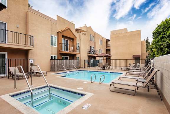 Swimming Pool at Fulton Gardens Apartments in Sherman Oaks, CA