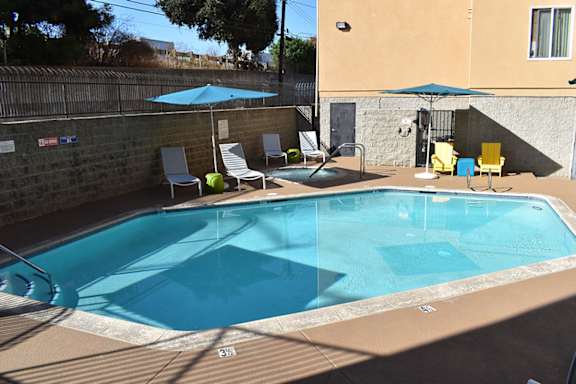 Swimming Pool at Encino Palms Apartments in Encino, CA