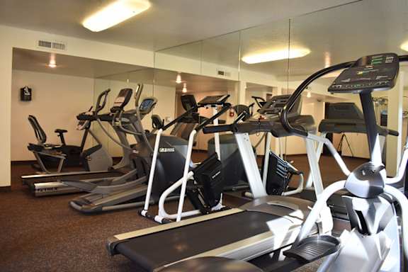 Fitness Center at Encino Palms Apartments in Encino, CA