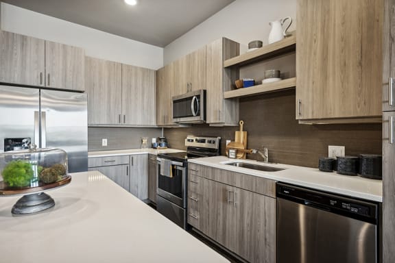 Quartz countertops - Rise at 2534