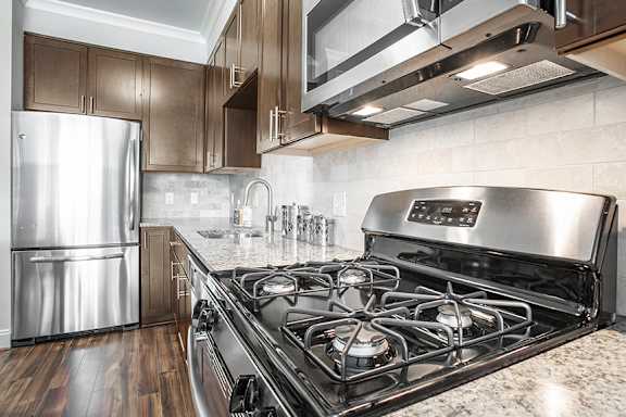 Stainless steel Energy Star® appliances - The Perry