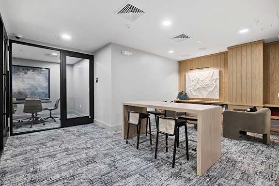 Coworking spaces - Stonehill at West Orange