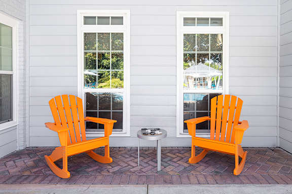 Wi-Fi in pool and clubhouse - Evergreen Lenox Park Apartments
