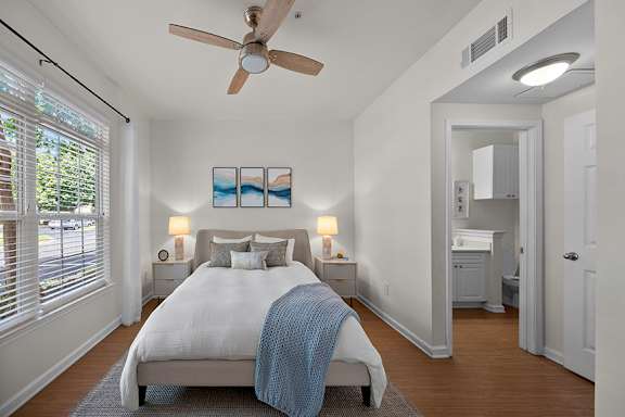 Ceiling fans - Belle Harbour Apartments