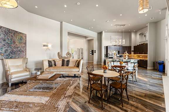 Spacious, modern clubhouse - Everlee