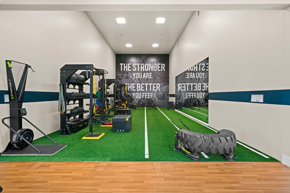 CrossFit Studio - Willow Spring Apartments
