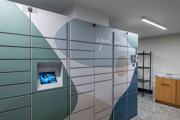 Electronic parcel locker system - Rockwell at Crown