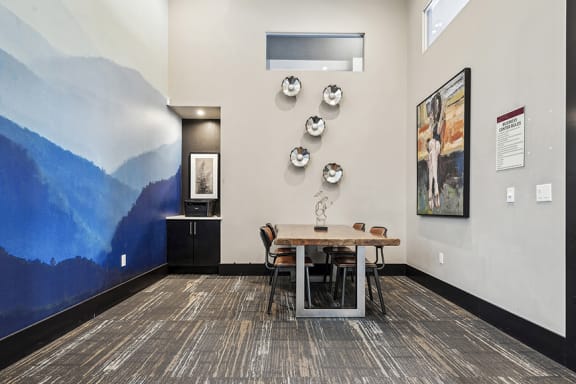 Cyber cafe - Enclave at Cherry Creek