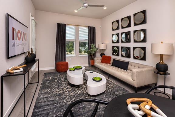 Soaring 9- to 10-foot ceilings - NOVA at Green Valley