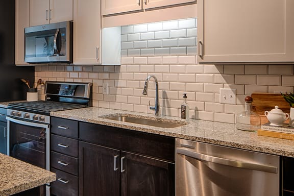 Undermount kitchen sinks - Onyx Edina