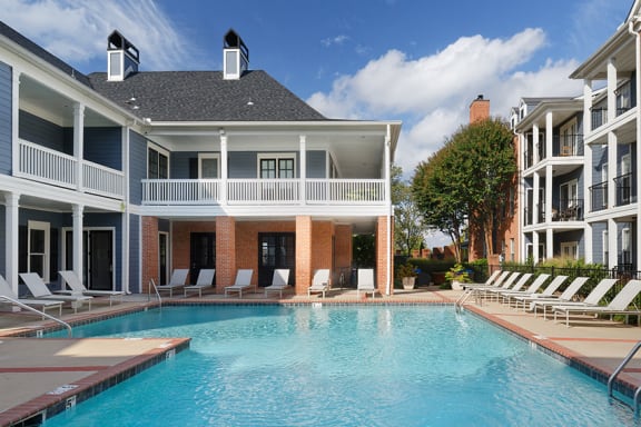 Island Park - High-speed Wi-Fi access throughout clubhouse, pool, business center and fire pit and lounge areas
