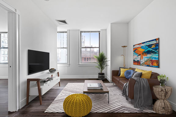 Nine-foot ceilings - The Republic Apartments