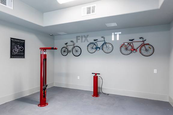 Bicycle repair shop - Talavera Apartments