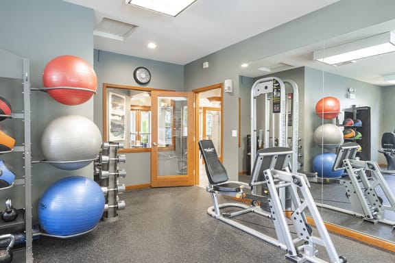 State-of-the-art fitness center - Springbrook Apartments