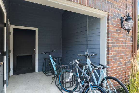 Weston Point Apartment free bikes for use