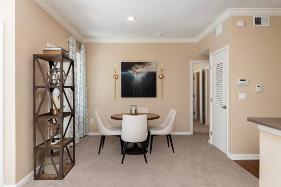 Weston Point Apartments lofty nine-foot ceilings