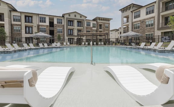 Debbie Lane Flats resort-style pool