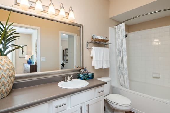 Weston Point Apartments - Oversized soaking tubs