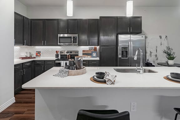 Debbie Lane Flats stainless steel appliances