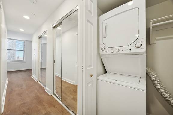 Full-sized washer/dryer - The Republic