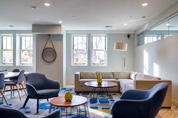 Eitel Apartments work/study room