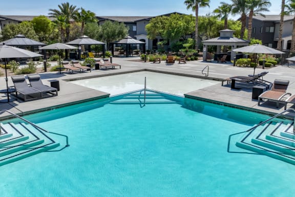 swimming pool at South Blvd apartments