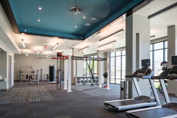 high-endurance fitness center at Tinsley on the Park apartments