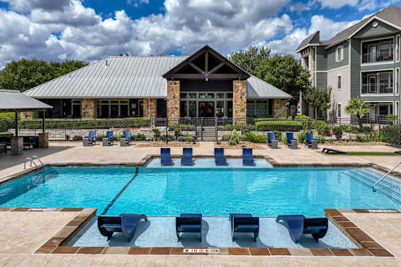 swimming pool at Boardwalk Med Center  San Antonio apartments