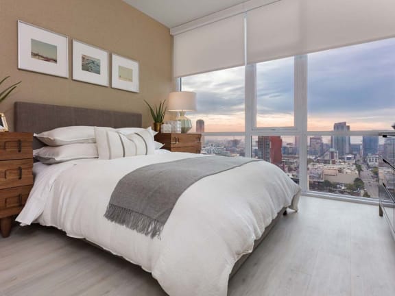Bright and spacious bedroom with city views, The Rey Apartments, California