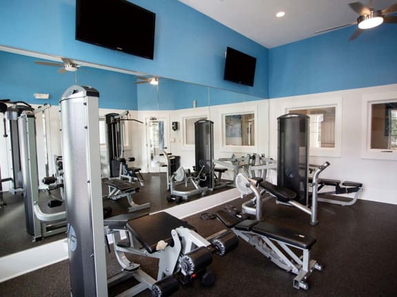 Gym at Dakota Ridge Apartments, Littleton, CO 80127