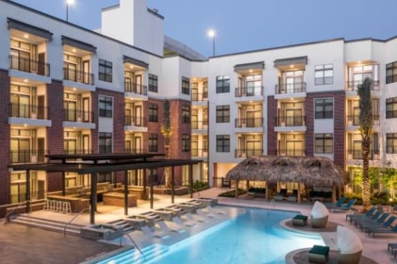 swimming pool at Tinsley on the Park apartments