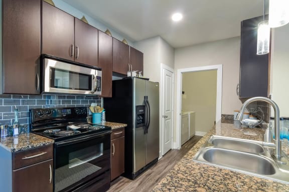 Terrastone Travesia luxury kitchen