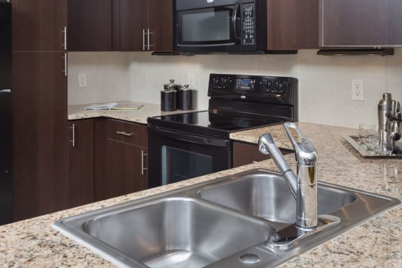 Sink With Faucet In Kitchen at The Core, Houston, TX, 77007