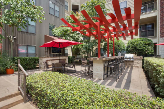 Outdoor Grill With Intimate Seating Area at The Core, Houston