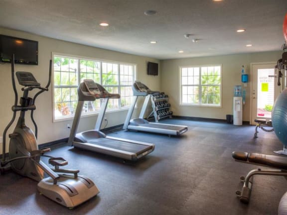 Fitness Center at Abbey Glenn Apartments, Waco Texas
