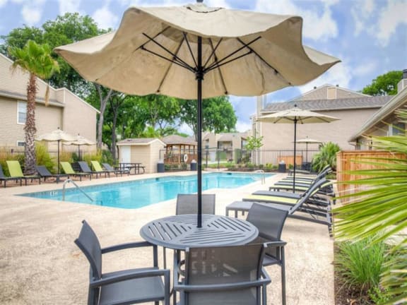 Resort style cabanas with hammocks at Abbey Glenn Apartments, Waco TX