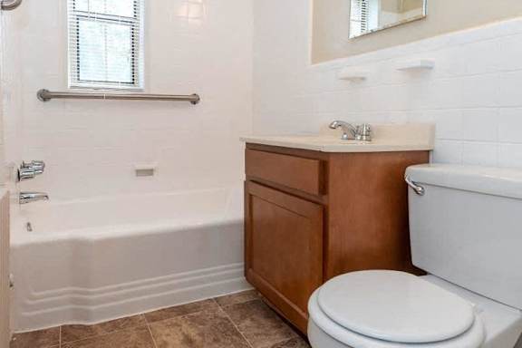 Bathroom at Hamilton Manor Apartments, Hyattsville, 20782